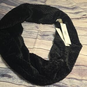 Calvin Klein Elegant Black Wrap